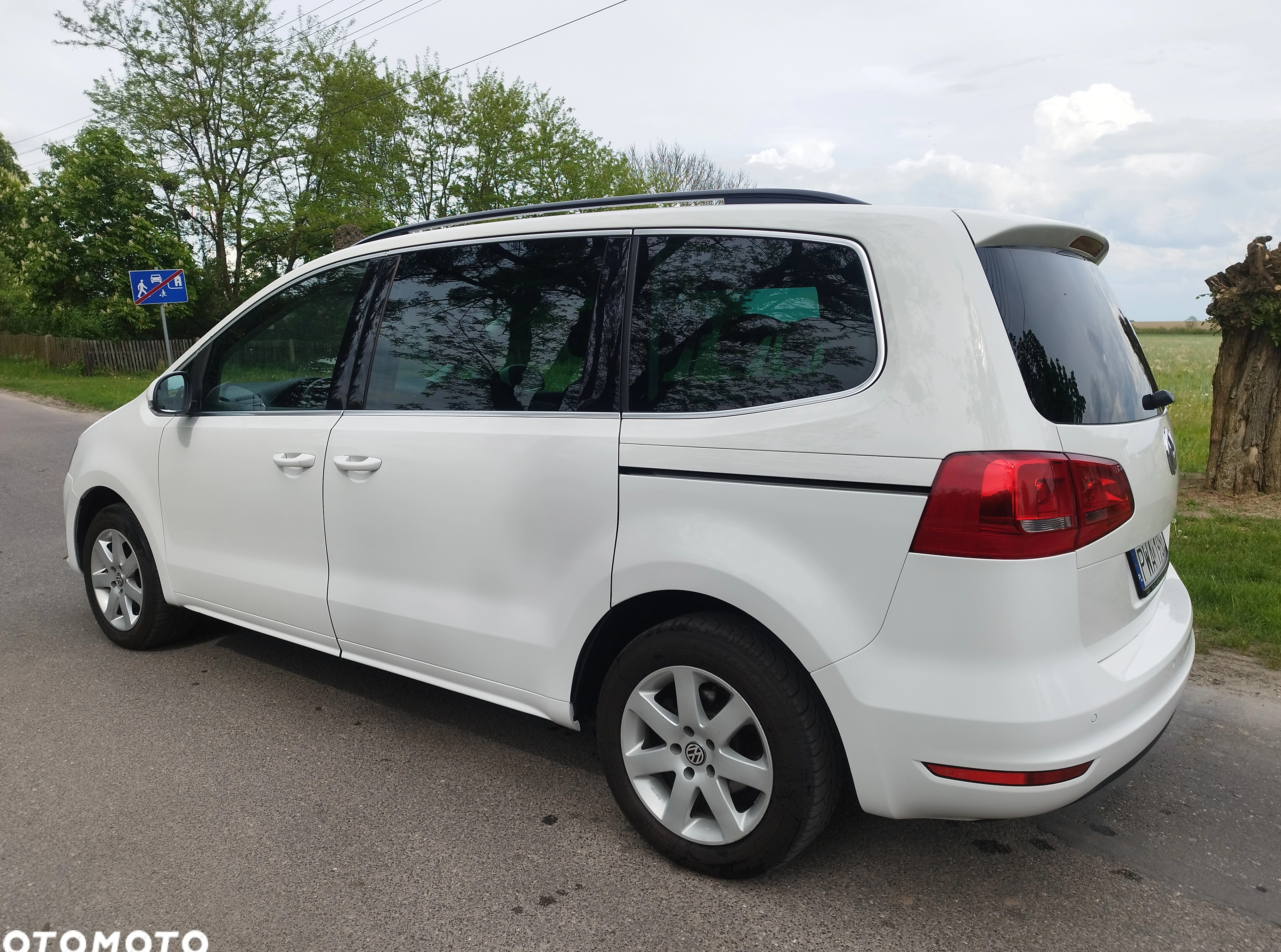 Volkswagen Sharan cena 38800 przebieg: 256444, rok produkcji 2012 z Skoki małe 301